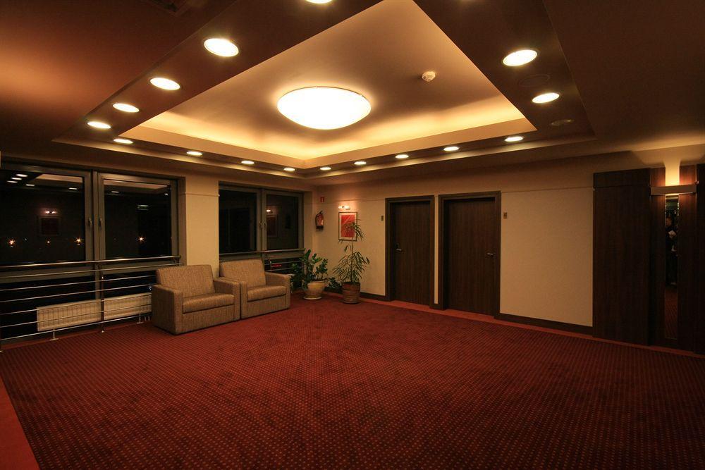 Hotel Teczowy Mlyn Kielce Exterior foto